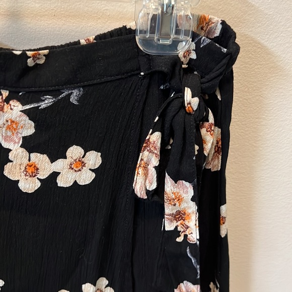 High low floral skirt - Picture 4 of 5